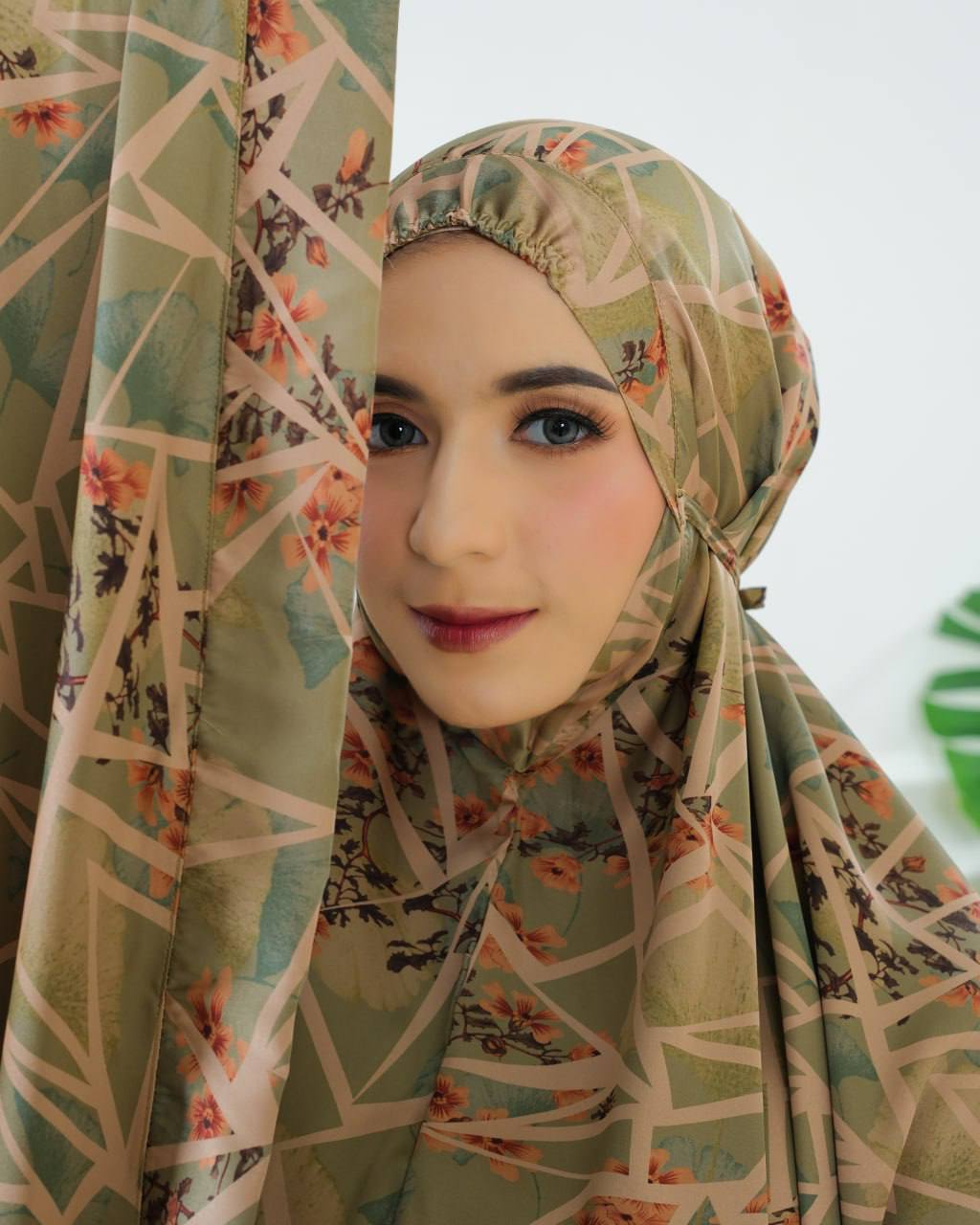 PO! Zayna! Armani Silk Telekung in beautitul Designs