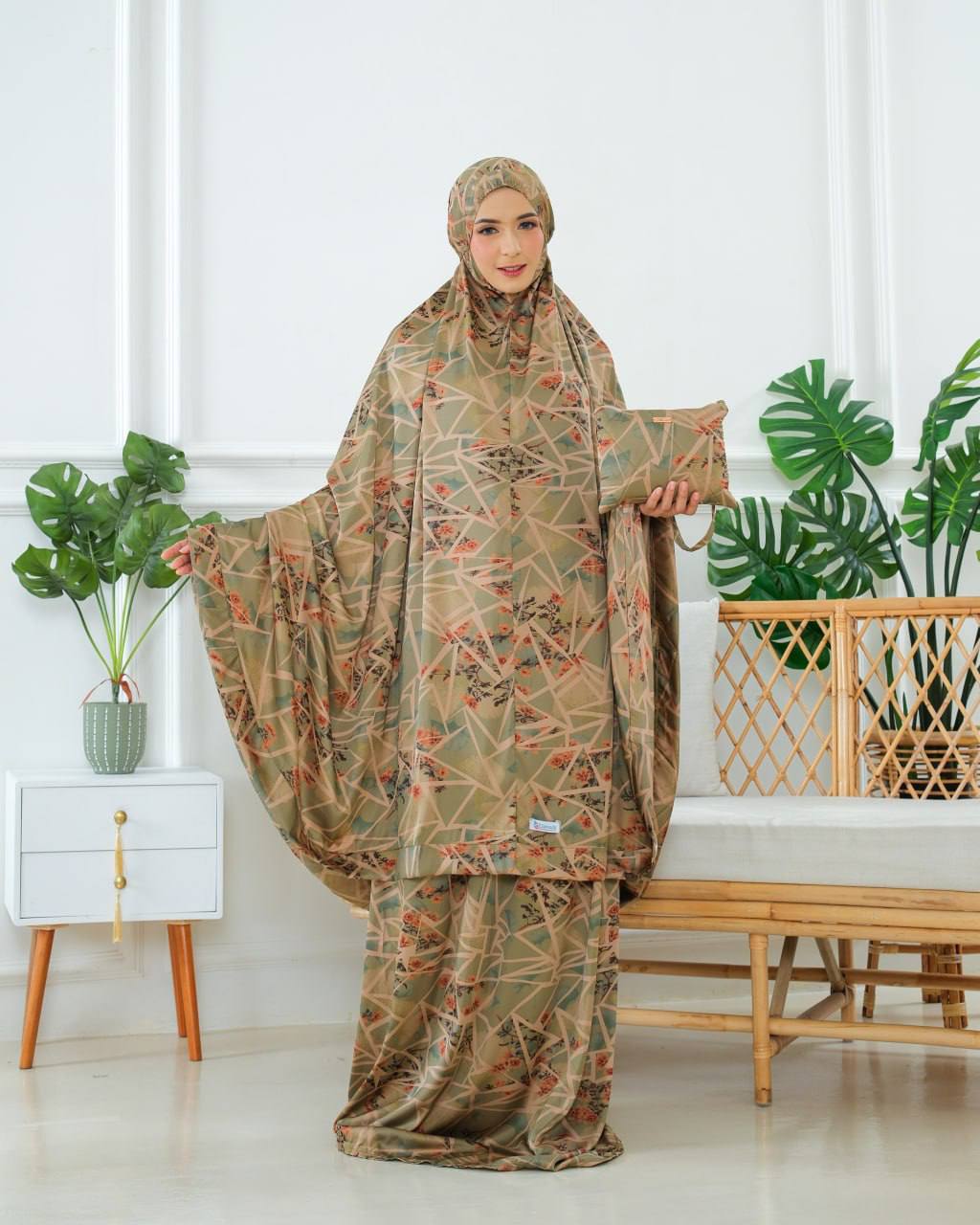 PO! Zayna! Armani Silk Telekung in beautitul Designs
