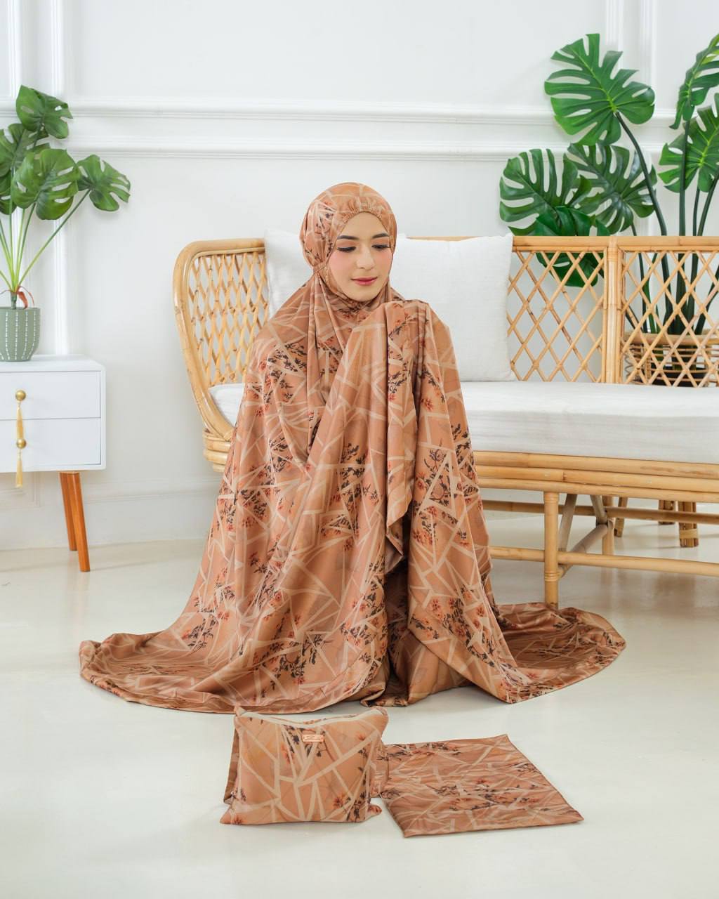 PO! Zayna! Armani Silk Telekung in beautitul Designs