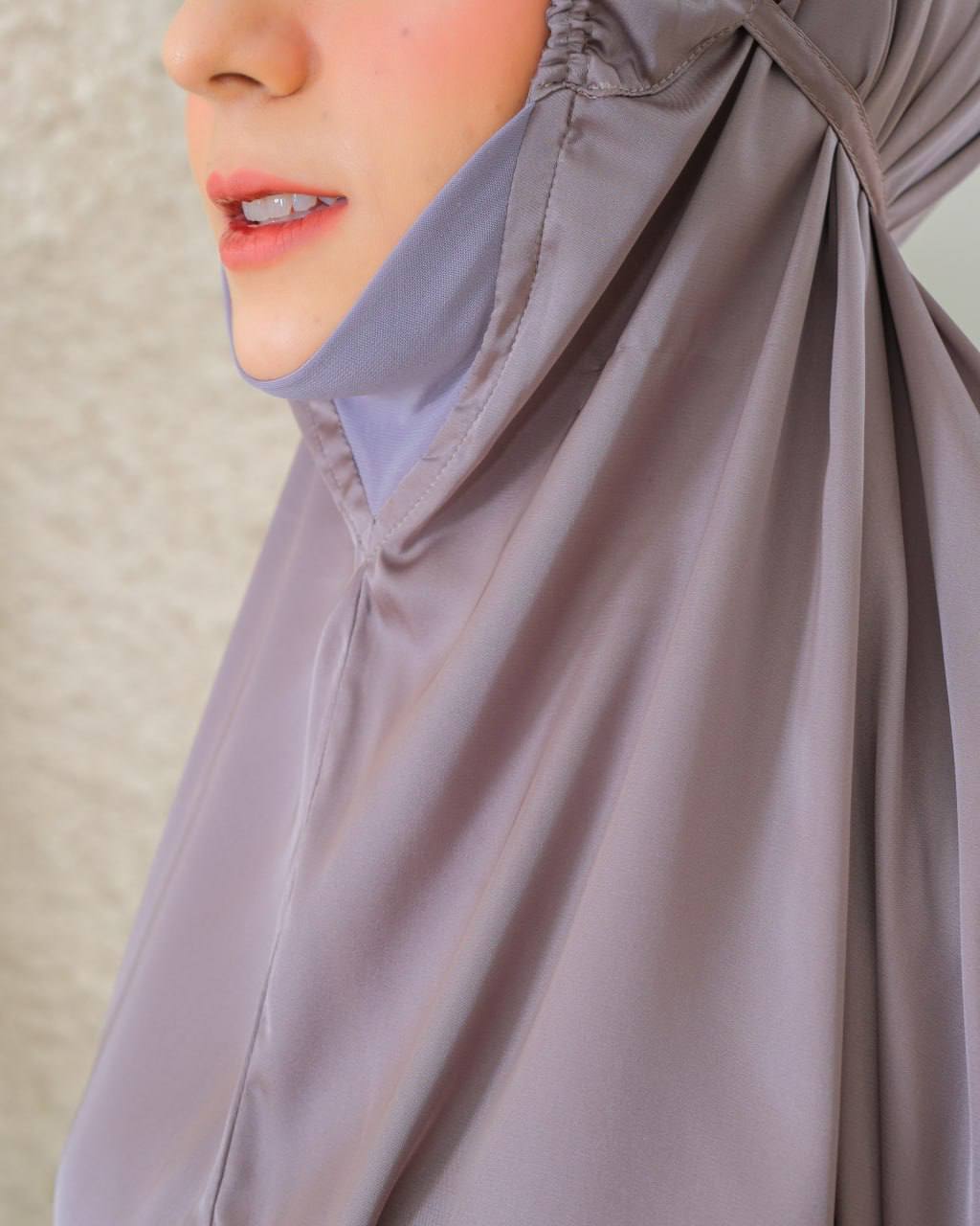 Pre order! Aleena Mini- Travel Silk Telekung