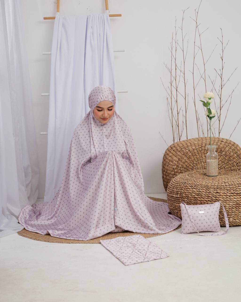 New! Polka Armani Silk Telekung (Pre Order)