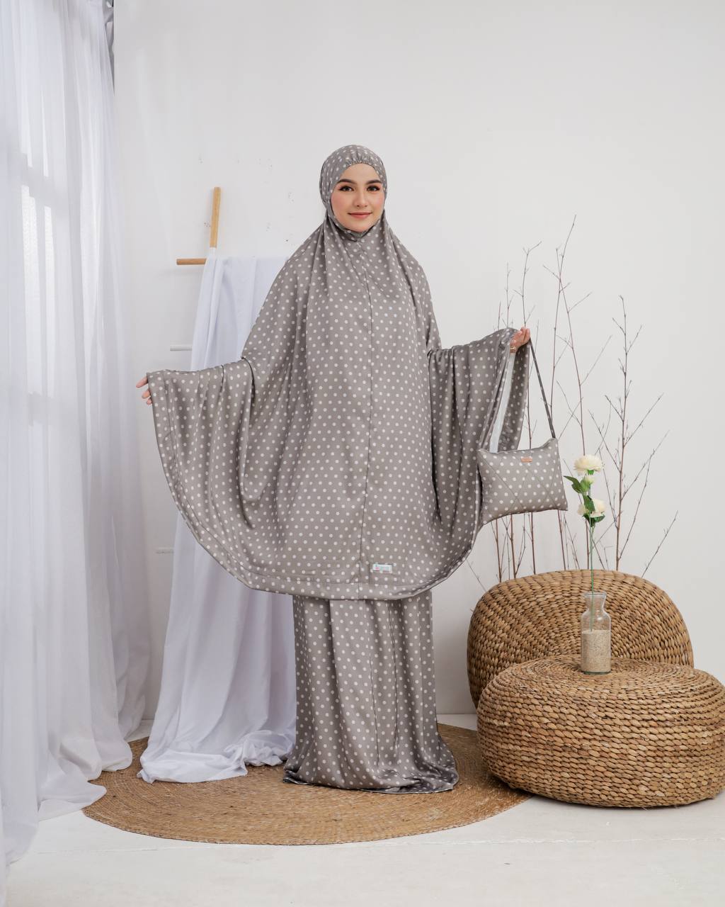 New! Polka Armani Silk Telekung (Pre Order)