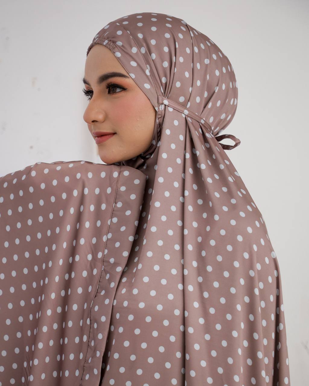 New! Polka Armani Silk Telekung (Pre Order)