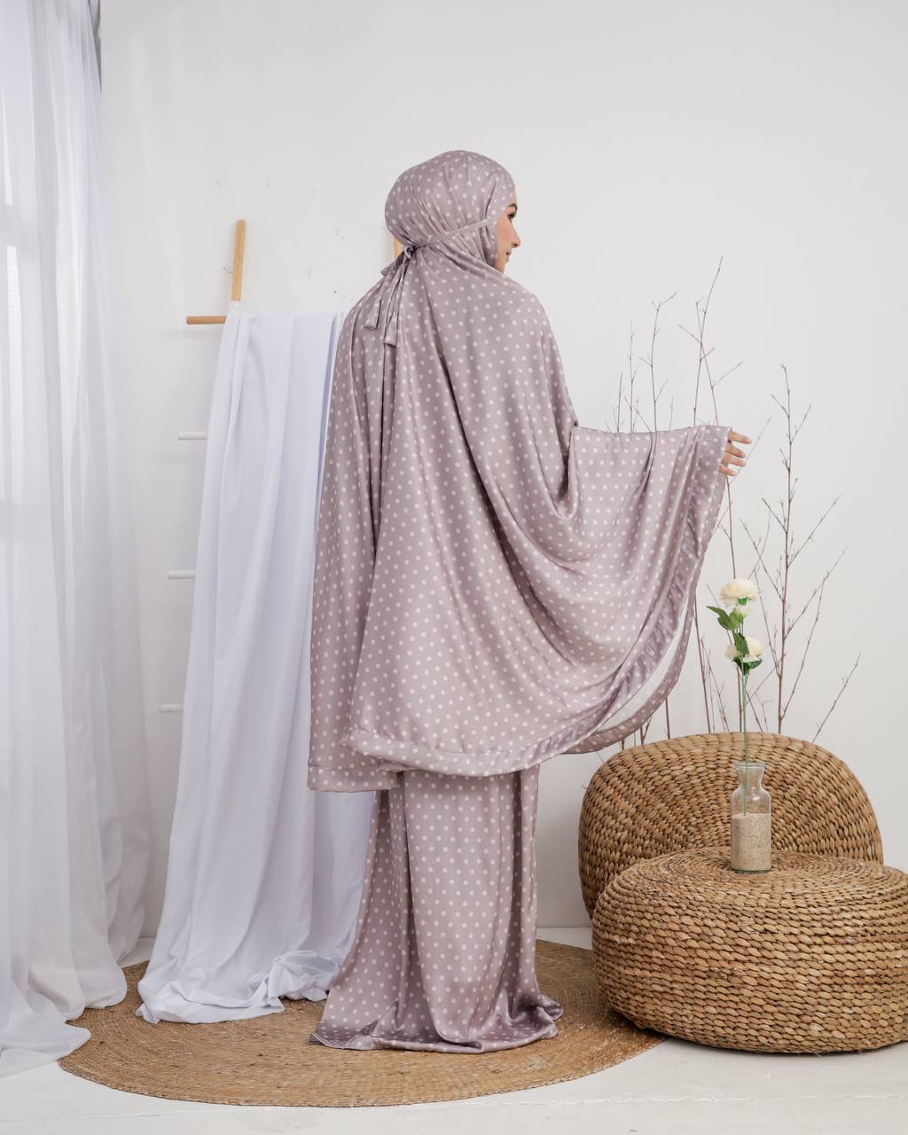 New! Polka Armani Silk Telekung (Pre Order)