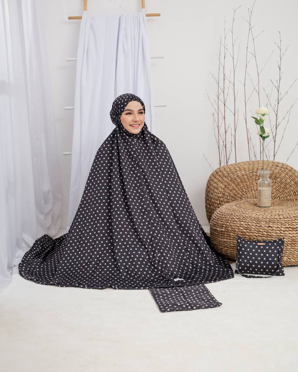 New! Polka Armani Silk Telekung (Pre Order)