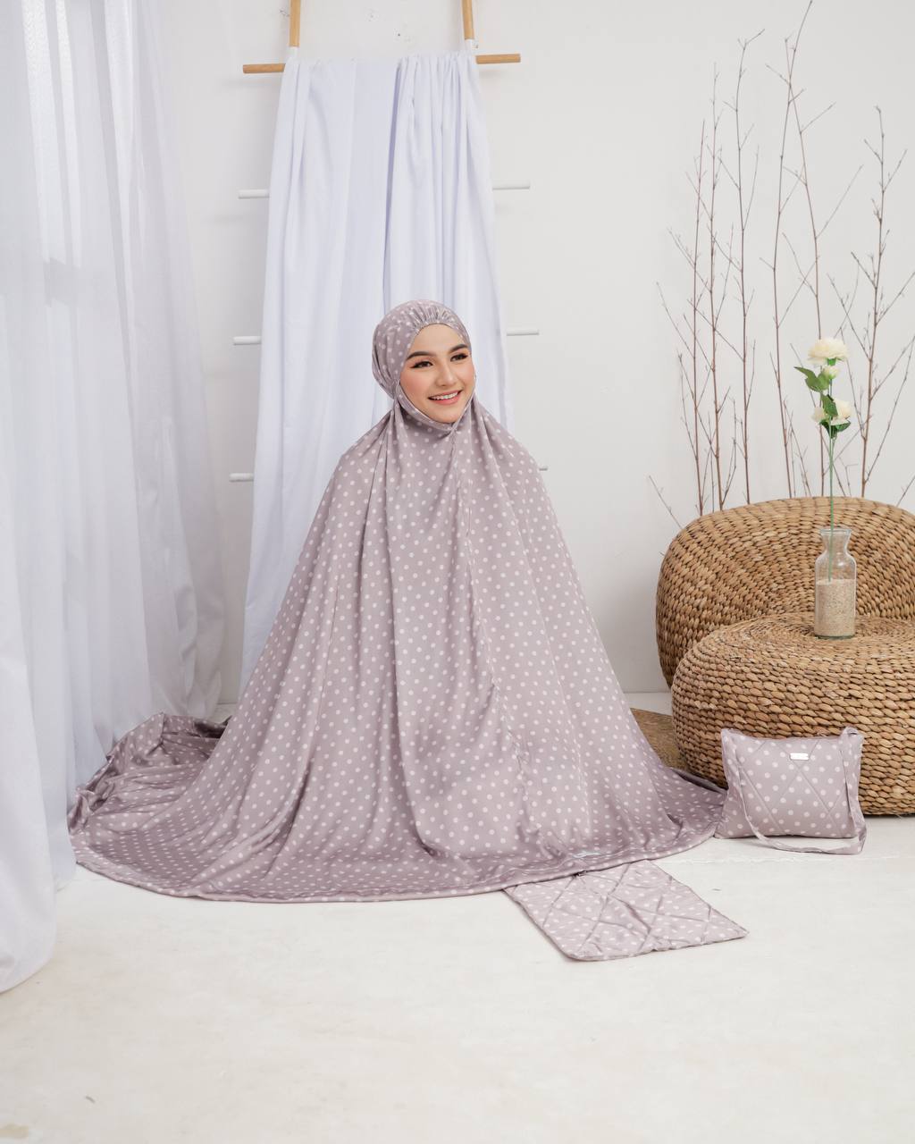 New! Polka Armani Silk Telekung (Pre Order)