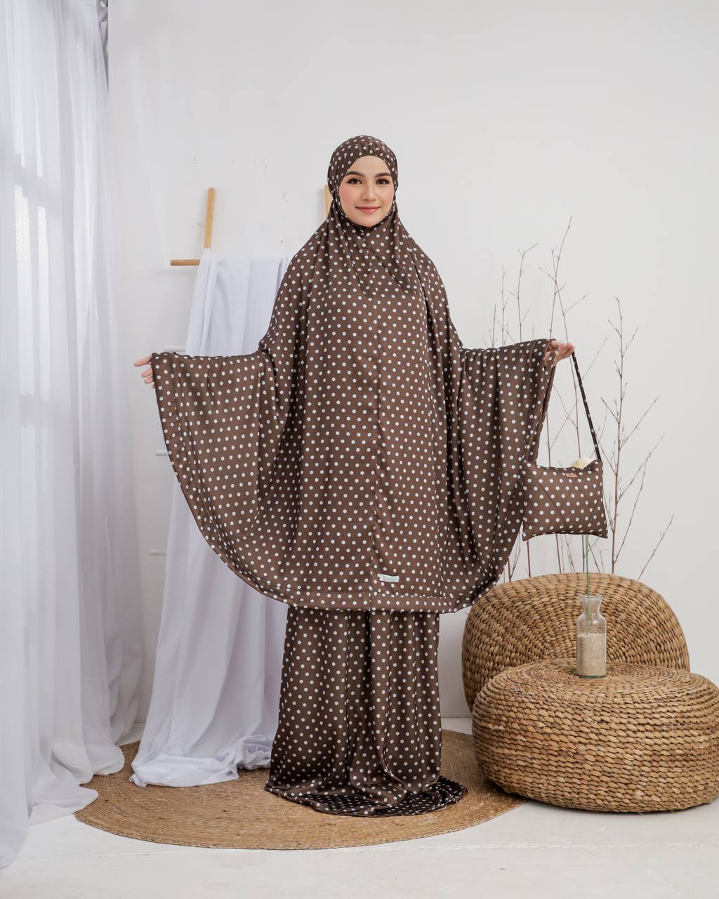 New! Polka Armani Silk Telekung (Pre Order)