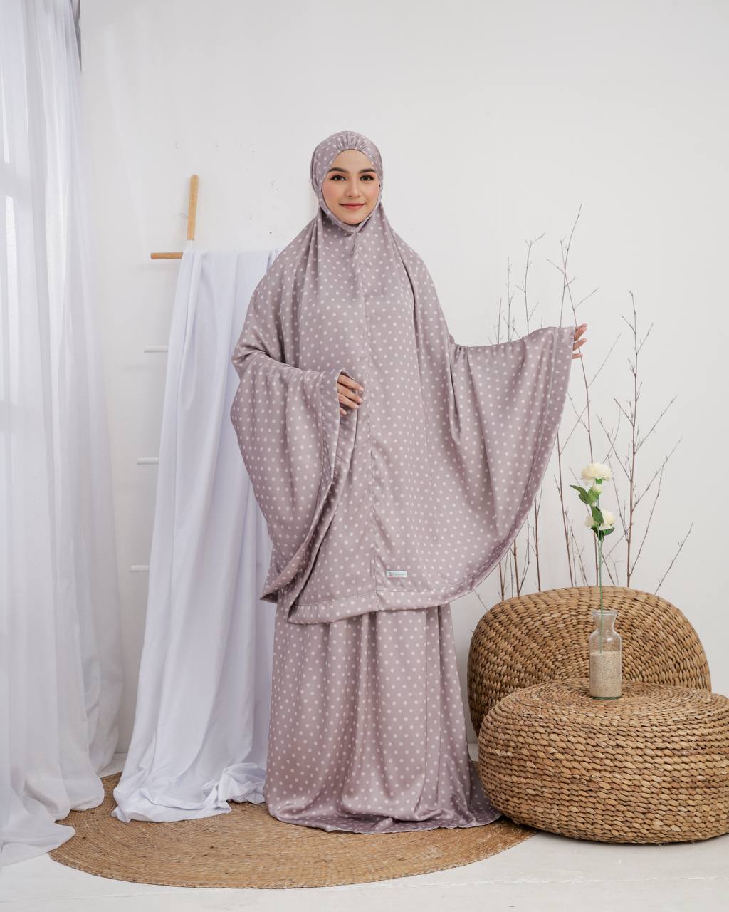 New! Polka Armani Silk Telekung (Pre Order)