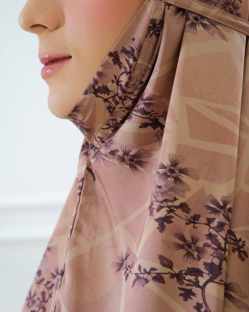 PO! Zayna! Armani Silk Telekung in beautitul Designs