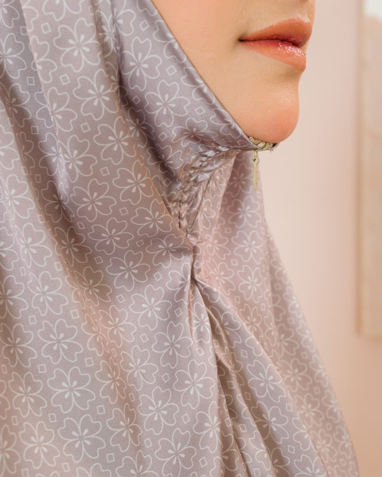 New ! Shafira 2 in 1 Armani Silk Telekung (Pre Order)