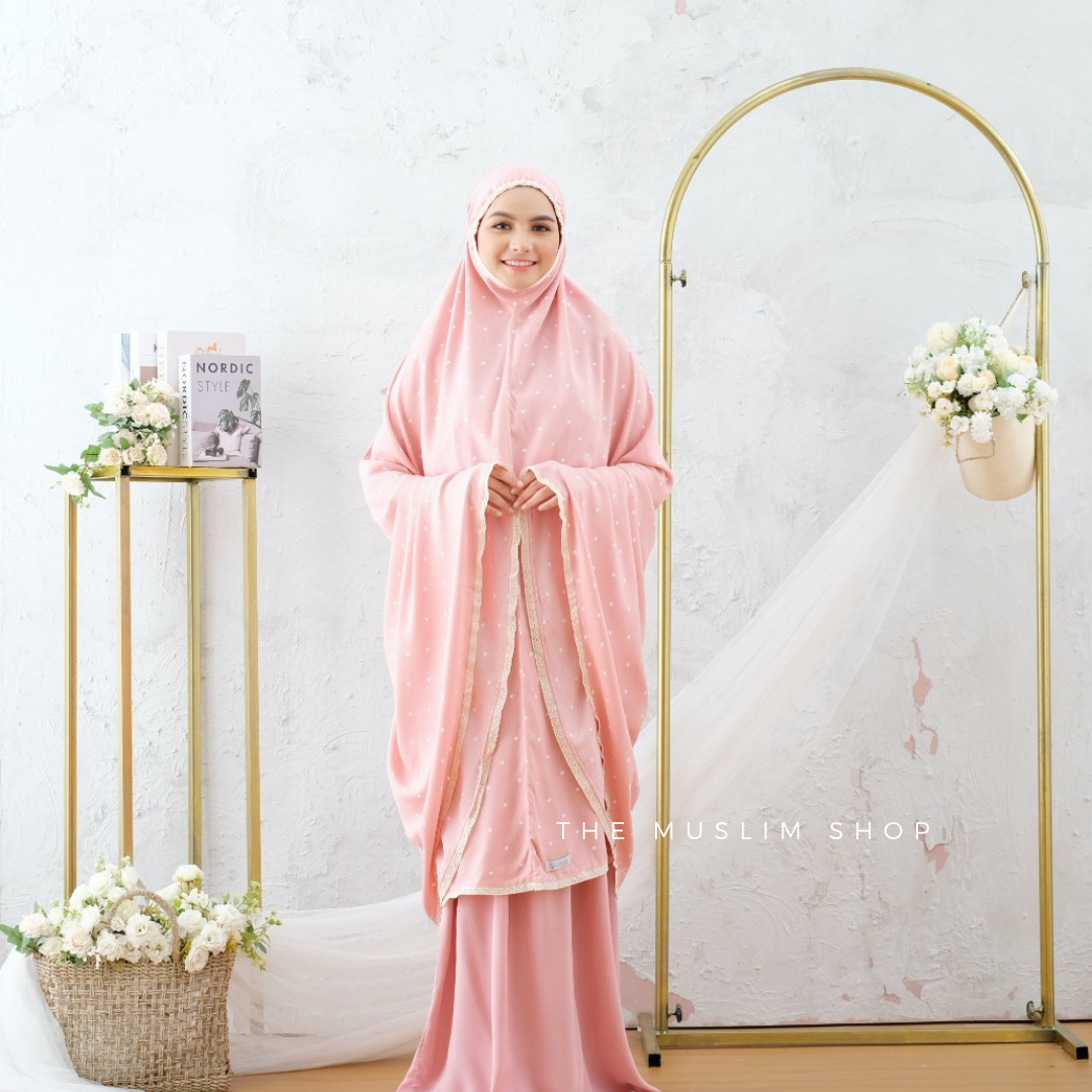 Pre Order ! Comfy Rayon Telekung in Polka Series
