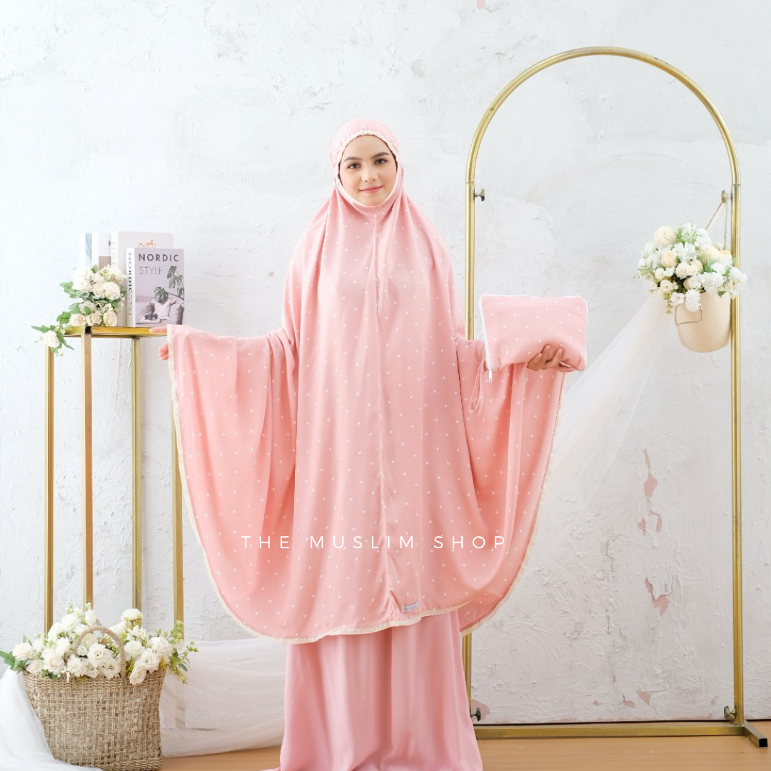 Pre Order ! Comfy Rayon Telekung in Polka Series