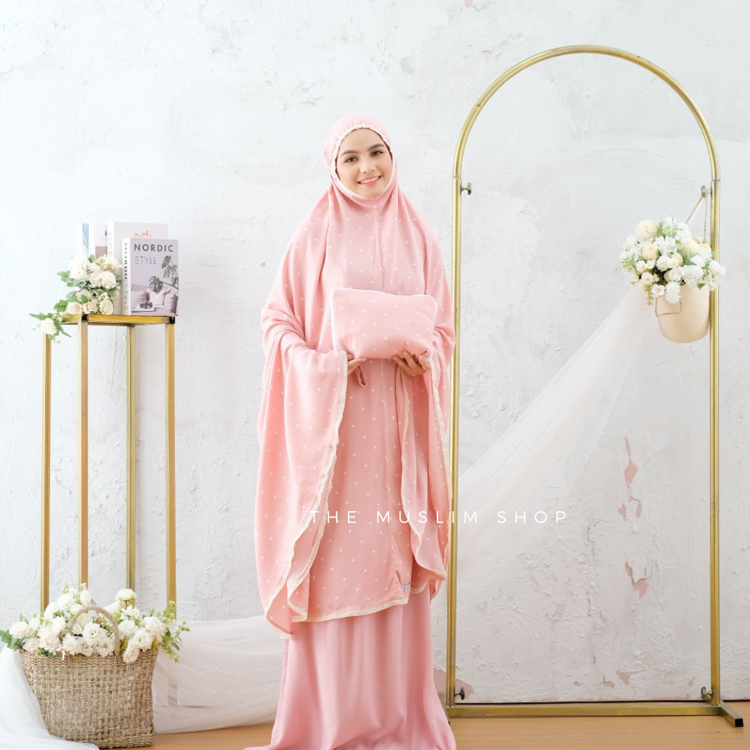 Pre Order ! Comfy Rayon Telekung in Polka Series