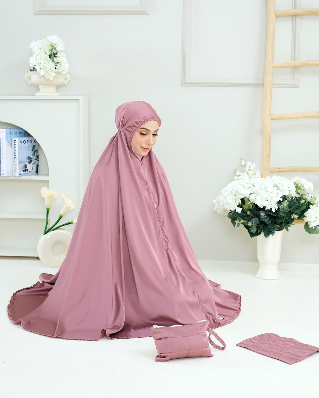 Pre order! Aleena Mini- Travel Silk Telekung